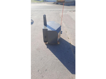 Frontgewicht Ballast Heckgewicht 800kg Traktor Gewicht Fendt - crédit-bail Frontgewicht Ballast Heckgewicht 800kg Traktor Gewicht Fendt: photos 3 Frontgewicht Ballast Heckgewicht 800kg Traktor Gewicht Fendt - crédit-bail Frontgewicht Ballast Heckgewicht 800kg Traktor Gewicht Fendt: photos 3