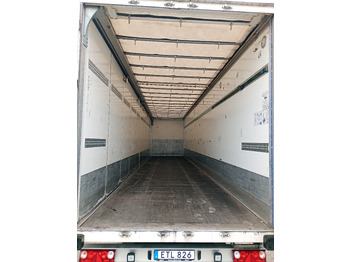 Semi-remorque fourgon EKERI BOX OPENSIDE - TARP ROOF - HUCKEPACK: photos 3 Semi-remorque fourgon EKERI BOX OPENSIDE - TARP ROOF - HUCKEPACK: photos 3