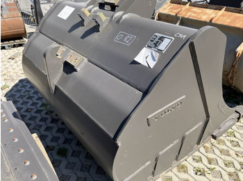 Tractopelle Volvo Tieflöffel mit Zähne S2: photos 2