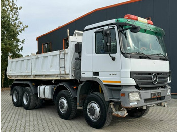 Camion benne MERCEDES-BENZ Actros 4144