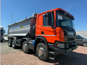 Camion multibenne SCANIA P 420