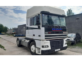 Tracteur routier DAF XF 95 430