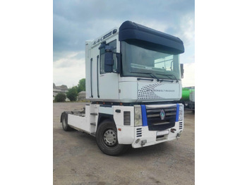 Tracteur routier RENAULT Magnum 440
