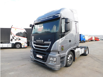 Tracteur routier IVECO