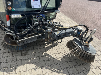 Camion Schmidt Swingo Compact 200 4x2 Swingo Compact 200 4x2, Kehrmaschine: photos 2 Camion Schmidt Swingo Compact 200 4x2 Swingo Compact 200 4x2, Kehrmaschine: photos 2