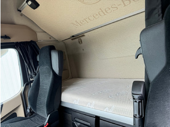 Tracteur routier Mercedes-Benz Actros 1848 LS 4x2 Actros 1848 LS 4x2, Vollumer ,Retarder: photos 4 Tracteur routier Mercedes-Benz Actros 1848 LS 4x2 Actros 1848 LS 4x2, Vollumer ,Retarder: photos 4