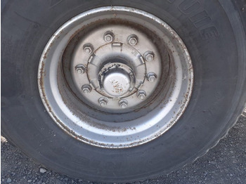 Semi-remorque plateau Lambrecht OPLEGGER: photos 5 Semi-remorque plateau Lambrecht OPLEGGER: photos 5