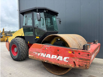 Compacteur à pieds de mouton/ Monocylindre Dynapac CA 602 D: photos 3