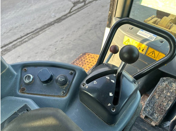 Chargeuse sur chenilles Liebherr LR634: photos 3