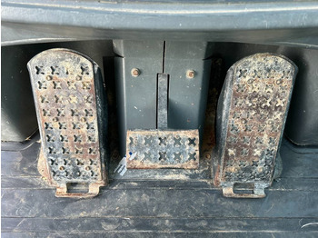 Chargeuse sur chenilles Liebherr LR634: photos 4