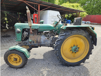Tracteur agricole ZETOR