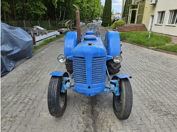 Tracteur agricole Zetor Super: photos 4