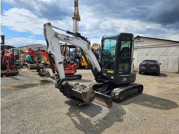 Mini pelle BOBCAT E26