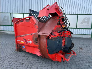 Matériel d'ensilage KUHN