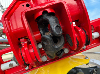 Faneuse Pöttinger HIT 8.91: photos 5 Faneuse Pöttinger HIT 8.91: photos 5