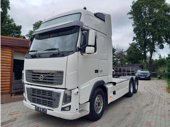 Tracteur routier VOLVO FH16