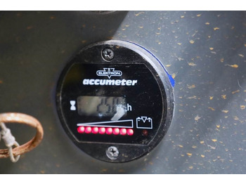 Nacelle ciseaux Holland Lift Ecostar HL-7814 Electric, 10m Working Height, 450k: photos 5