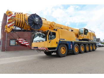 Grue tout-terrain LIEBHERR