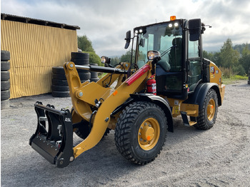 Chargeuse sur pneus CATERPILLAR 906