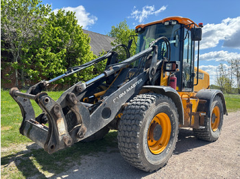 Chargeuse sur pneus JCB