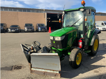 Tracteur agricole JOHN DEERE 3045R