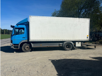 Camion MERCEDES-BENZ Atego
