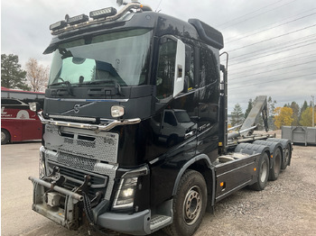 Camion ampliroll VOLVO FH16