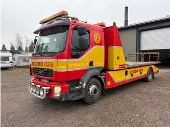 Remorqueuse VOLVO FL