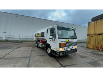 Camion citerne VOLVO FL7