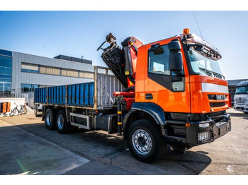 Camion plateau, Camion grue Iveco TRAKKER 360-6X4-E5+PALFINGER 23002/5x: photos 2
