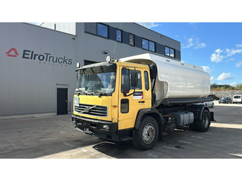 Camion citerne VOLVO FL6