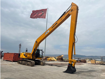 Pelle sur chenille JCB