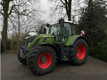 Tracteur agricole FENDT 724 Vario