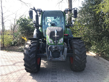 Tracteur agricole Fendt 513 Vario S4 PowerPlus: photos 3