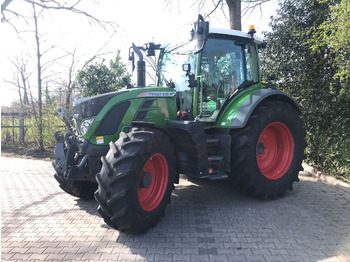 Tracteur agricole FENDT 500 Vario