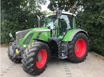 Tracteur agricole FENDT 720 Vario