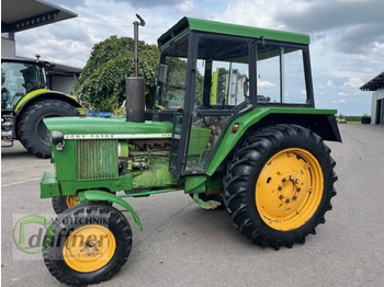 Tracteur agricole JOHN DEERE 2030