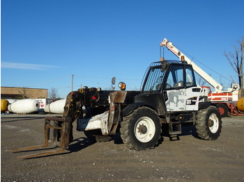 Chariot télescopique CATERPILLAR TH