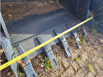Godet pour Engins de chantier neuf Hyundai Exacavator Digging Bucket 140, 6N4-37000: photos 2