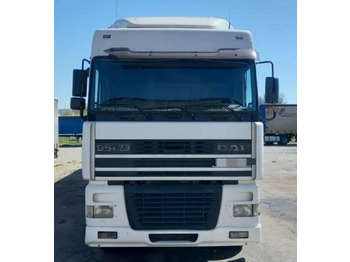 Tracteur routier DAF XF 95