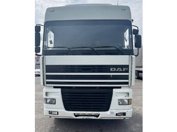 Tracteur routier DAF XF 95