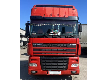 Tracteur routier DAF XF 95