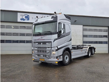 Camion ampliroll VOLVO FH 460