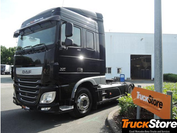 Tracteur routier DAF XF 460