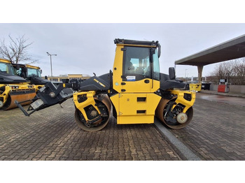 Rouleau compresseur BOMAG