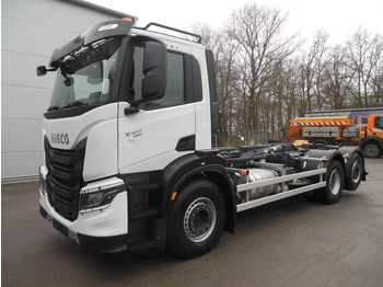 Camion ampliroll IVECO X-WAY