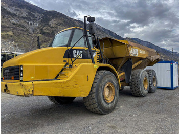 Tombereau articulé CATERPILLAR 740
