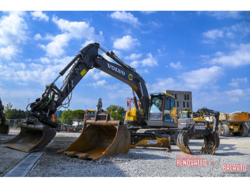 Pelle sur chenille VOLVO ECR235EL