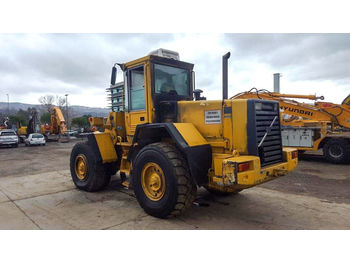 Chargeuse sur pneus VOLVO L90C: photos 1