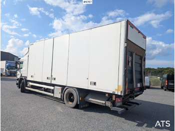 Camion fourgon Box Truck Scania P320 4X2 with tail lift: photos 3